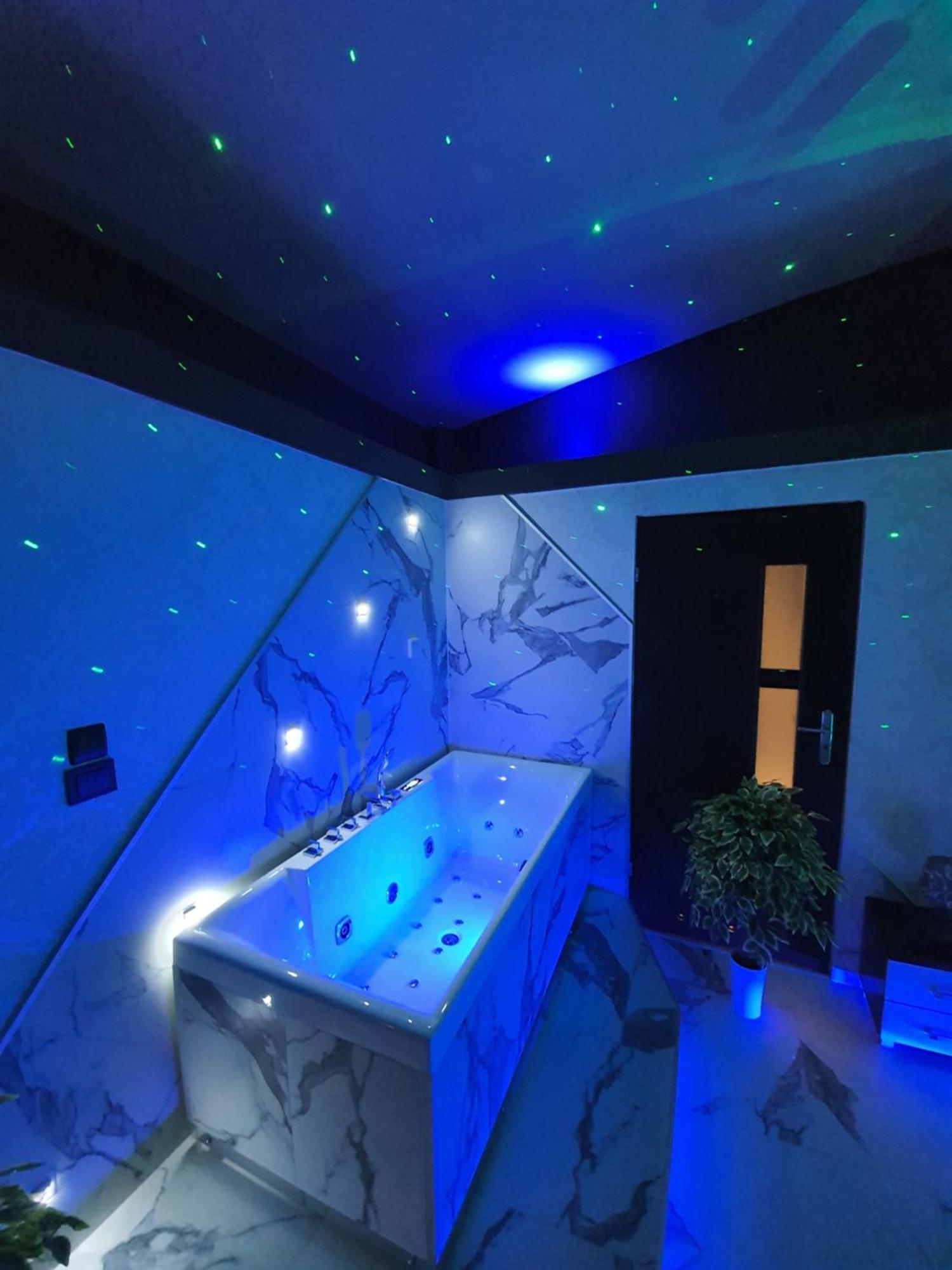 Apartament Z Jacuzzi Krakow Rynek Номер фото